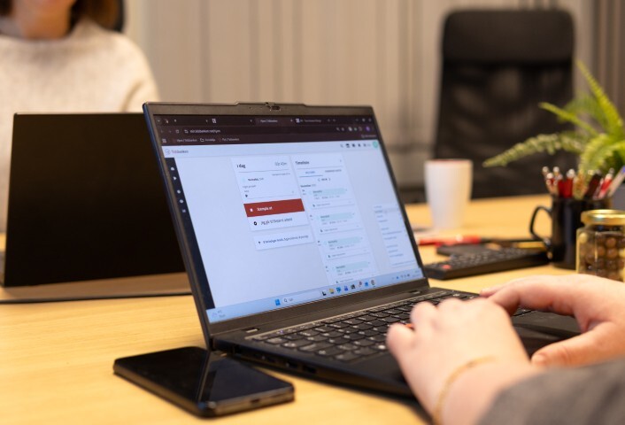 Illustrasjonsbilder_arbeid på pc (Small)-1